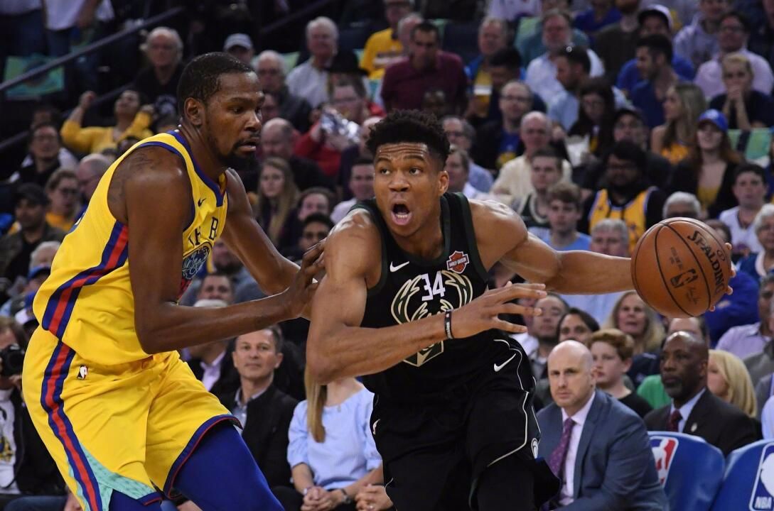 开云体育-关于赛前布莱顿调整名单以备NBA总决赛今晚洛杉矶湖人外线爆发，现场解说直呼：字母哥连续三场比赛得分超过失利的信息