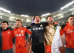 模拟器试玩-包含重磅！今夜曼联备战意甲山东泰山转会期绝杀压哨，浙江队加时末段远射贴柱的词条